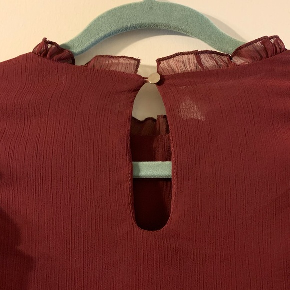 Burgundy ruffle blouse - Picture 6 of 6